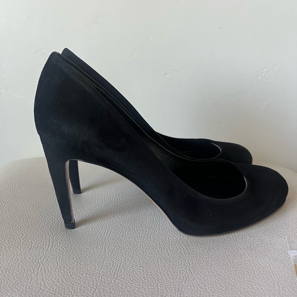 Gucci Classic Black Suede Round Toe High Heels Women’s Size 37 - Picture 1 of 13